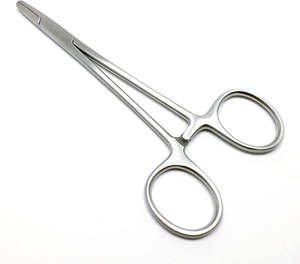 Kit d'opération chirurgicale vétérinaire CJH, porte-aiguille en acier inoxydable, forceps de ponction, à usage manuel par SurgiRight - Product Image 1