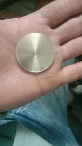 Fournisseur en gros de pièces commémoratives en laiton vierges, gravables, polies, avec impression numérique, pour cadeaux d'affaires modernes, collection de 40 mm - Product Image 2