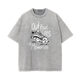 เสื้อยืดโอเวอร์ไซส์สีเทาพิมพ์ลายการ์ตูน แขนสั้น คอกลม สไตล์สตรีทแวร์ ผ้าเดนิมคอตตอน  ลายโลโก้ด้านหลัง - Product Image 3