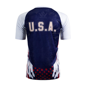 Maillot de football pour homme à manches courtes, imprimé par sublimation, col rond, évacuation de l'humidité, séchage rapide, coupe athlétique, maillot de football personnalisé pour équipe - Product Image 1