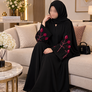 Abaya noire élégante avec broderie florale |   Robe islamique modeste pour femmes musulmanes, tissu de qualité supérieure, manches longues, broderie sur le devant - Product Image 3