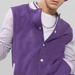 Chaqueta Varsity Personalizada con Logotipo Bordado, Chaqueta de Béisbol de Cuero y Lana de Alta Calidad - Product Image 6
