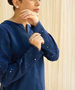 Costume Salwar Kameez brodé de haute qualité et confortable pour femmes, motif floral, sur mesure, autres robes pour femmes - Product Image 4