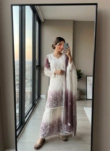 Ensemble prêt-à-porter en Faux Georgette brodé de diamants, longueur cheville, pour femme, style traditionnel décontracté, Inde Pakistan, élégant et polyvalent - Product Image 3