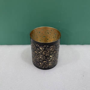 เชิงเทียนเหล็กทรงกระบอก แกะสลักลาย สำหรับตกแต่งบ้าน - Product Image 3
