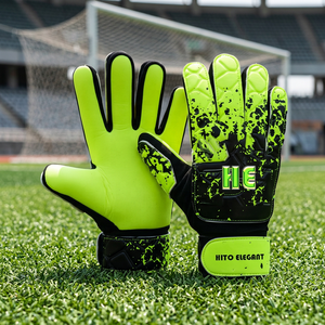 Gants de gardien de but de football en gros de qualité extrême nouveau design poignées respirantes et confortables couleur verte et noire - Product Image 4