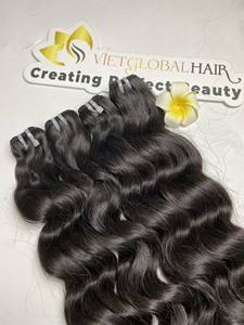 Super Double Drawn Cheveux bruts Couleur noire naturelle Extension de cheveux ondulés naturels Extension de cheveux humains du Vietnam - Product Image 6