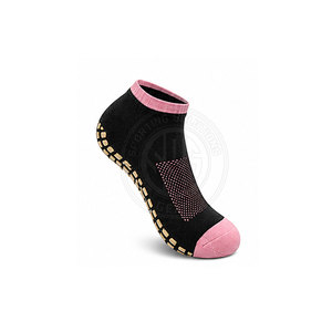 High Quality Women Non Slip <b>Grip</b> <b>Socks</b> Soft Comfortable Indoor <b>Socks</b> For Home Yoga Walking And Everyday Casual Wear - Product Image 2