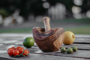 Juego de Mortero y Pilón de Madera Artesanal, Duradero y Ecológico, Molinillo Manual de Hierbas y Especias, Tazón de Grado Alimenticio con Pilón a Juego, 300 ml - Product Image 2