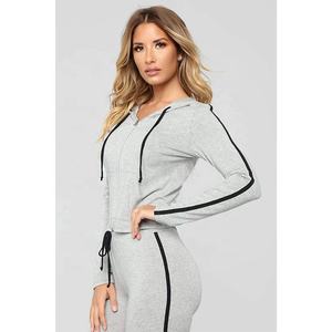 Conjunto de traje para correr de lana de algodón de gran tamaño personalizado de alta calidad para mujer, ropa de calle informal, pantalones de chándal con capucha para primavera e invierno - Product Image 5