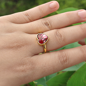 Bague de fiançailles en forme de cœur en laiton massif plaqué or 18 carats pour femme, ajustable, avec pierre précieuse, modèle best-seller, bijoux fantaisie. - Product Image 4