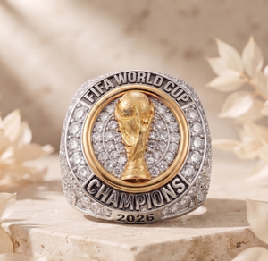 Anillo de Campeonato con Incrustaciones de Diamantes Redondos, Regalo para Fanáticos del Deporte, Anillo de Trofeo de Fútbol de Oro de 14K con Moissanita, Joyería Deportiva para Hombre - Product Image 4