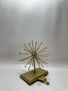 Soporte de aluminio fundido para calcetines de reno, gancho de metal resistente para chimenea, decoración navideña, soporte de ciervo dorado de pie - Product Image 3