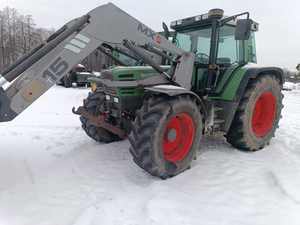 Compre el Tractor de Ruedas Fendt 512 Vario 4WD con Caja de Cambios Automática PTO de 120 HP y Motor Diésel para un Uso Agrícola Potente y Eficiente - Product Image 6