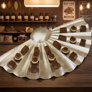 Plateau à chocolats en métal cannelé artistique présentant des chocolats gastronomiques assortis, un centre de table unique en forme d'éventail pour les cafés - Product Image 6