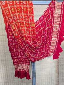 Dupatta de Seda Gaji Bandhani Ghatchola Tradicional de Lujo para Bodas - Product Image 4