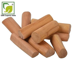Huile essentielle de bois de santal du Karnataka de haute qualité pour les formulations cosmétiques et les applications de parfumerie - Product Image 3