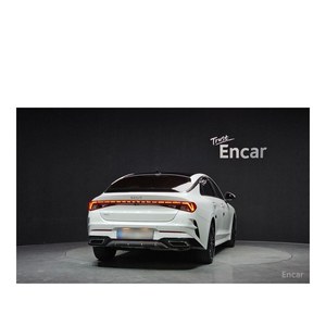 Pour Kia K5 1.6 Turbo avec direction à gauche, boîte de vitesses automatique et sièges en cuir, modèle juillet 2022, 38 294 km - Product Image 4