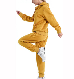 Custom Label Tracksuits Breathable Jogging Women's Zipper Tracksuits Quick Dry Trending Design Women 100% Cotton - Product Image 5