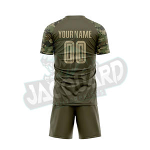 Uniforme de fútbol para hombre de diseño personalizado por sublimación de alta calidad OEM, ropa deportiva, uniforme de entrenamiento de fútbol hecho en Pakistán. - Product Image 3