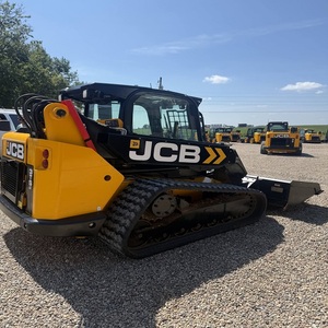 Chargeuse compacte JCB 3TS-8T robuste à vendre, avec performances hydrauliques fiables et fonctionnement efficace sur chantier difficile. - Product Image 1