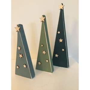 Árbol de Navidad Moderno y Minimalista de Madera y MDF para Decoración Festiva - Product Image 3