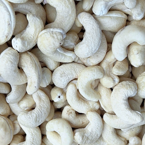 Wholesales Vietnam Raw Cashew <b>Nuts</b> WW180, WW240, WW320, LP, WS Cashew <b>Nuts</b> W180 Cashew <b>Nuts</b> OEM, ODM - Product Image 1