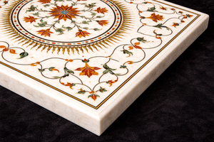 Mesa de Comedor o Café de Lujo con Incrustaciones de Mármol Personalizadas, Diseño Floral en Piedra Hecho a Mano, para Decoración de Interiores - Product Image 5