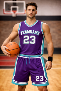 Conjunto de Uniforme de Baloncesto Personalizado – Camiseta y Pantalones Cortos Sublimados Transpirables para Equipos – Camisetas de Baloncesto de Alta Calidad – Logotipo Personalizado - Product Image 3