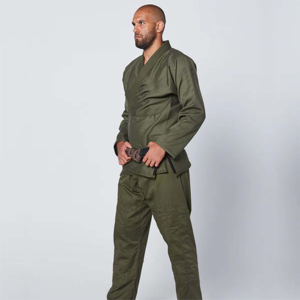 Elegante Kimono de Jiu Jitsu Brasileño para Hombre, Ligero y Cómodo, Ideal para la Práctica Diaria, Precio Económico al por Mayor - Product Image 1