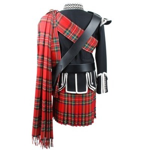 Tela escocesa tradicional roja para el hombro – Traje de estilo Highland para hombre - Product Image 1
