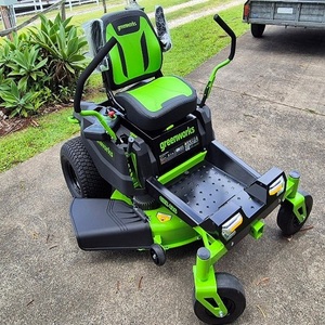 เครื่องตัดหญ้าแบบ Zero Turn ขนาด 54 นิ้ว รุ่น Gravely Z Stance 28V 4-Stroke  ประสิทธิภาพสูงระดับมืออาชีพ สำหรับงานอุตสาหกรรม ใช้แบตเตอรี่ 48V แบบ 2 จังหวะ - Product Image 6