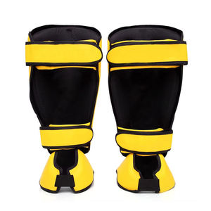Espinilleras con Protección de Empeine para Boxeo, MMA y Kick Boxing con Doble Acolchado de Cuero/PU Duradero - Product Image 6