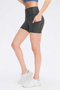 Shorts de Yoga de Cintura Alta Sin Costuras al por Mayor Personalizados para Mujer, con Efecto Tie-Dye y Realce de Glúteos, Ideales para Gimnasio y Entrenamiento Deportivo - Product Image 5