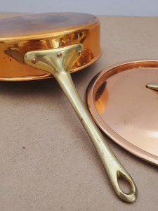 Olla de Cobre Redonda de Diseño Vintage con Tapa, Utensilios de Cocina de Metal Duradero con Asa de Aleación de Zinc - Product Image 4