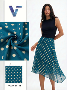Tissu satiné latin respirant et léger 100 % polyester pour vêtements de détente et tenues d'intérieur pour femmes et hommes - Product Image 6