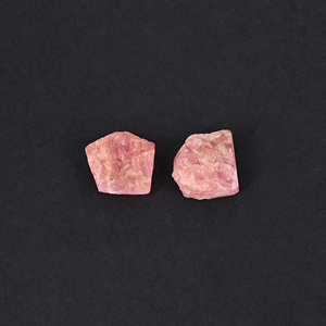 Pierre précieuse naturelle en rhodochrosite, 9,4 carats, irrégulière, 8x8 mm, à dos plat, pour la fabrication de bijoux |   1 pièce - Product Image 4