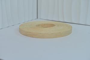 Bande de chantournage préfinie avec revêtement UV et protection durable pour la conception de meubles modernes - Product Image 3