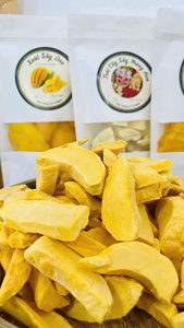 Nature's Gold Vietnam Mangue Cuite Faible en Gras 100g, Snack Tropical Semi-Moelleux - Product Image 6