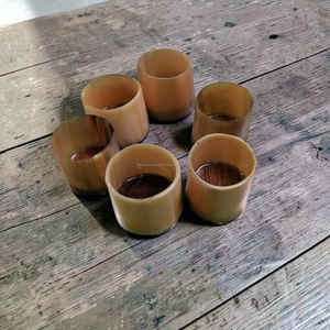 Coupe à boire en corne de viking avec double fond, intérieur en bois et extérieur en résine, à prix avantageux - Product Image 5