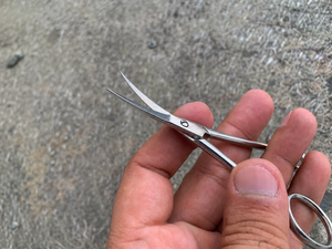 Ciseaux à cuticules en acier inoxydable à lame incurvée ultra-fine, outil de beauté de précision pour les ongles, les sourcils et les cils - Product Image 6