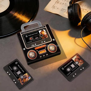 แผ่นเสียงไวนิลสีดำตกแต่งตู้เย็นพร้อมแม่เหล็ก  เครื่องเล่นเพลงขนาดเล็กแบบแม่เหล็กติดตู้เย็น  รองรับ NFC เล่น<span class=keywords><strong>เพลง</strong></span>อัตโนมัติ  ของขวัญตกแต่งสุดพิเศษ - Product Image 1