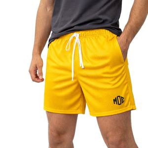 กางเกงบาสเก็ตบอลตาข่ายสีเหลืองสำหรับผู้ชาย เอวยางยืดพร้อมเชือกผูก ระบายอากาศได้ดี เหมาะสำหรับการฝึกซ้อมในสนาม รับผลิตแบบ OEM จำนวนมาก - Product Image 1