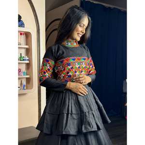 Beautiful Kediyu Kediyu Lehenga and Dupatta with Real <b>Mirror</b> Hand <b>XL</b> Size - Product Image 4