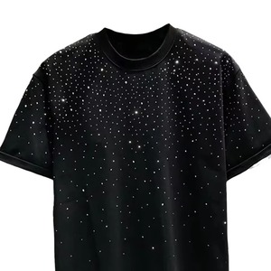 เสื้อยืดคอกลมแขนสั้นพิมพ์ลายจุดกลิตเตอร์สีดำสำหรับผู้ชายทรงปกติสไตล์ลำลอง - Product Image 4