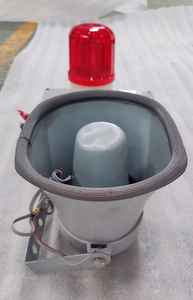 CMK fabrica nuevo claxon electrónico programable/grabable para grúas EOT con intermitente y protección IP65 para plantas de fabricación - Product Image 1