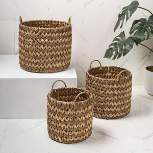 Ensemble de 3 paniers de rangement en jacinthe d'eau tressés à la main, bicolores, faits à la main, vente en gros, écologiques, fabriqués au Vietnam - Product Image 6