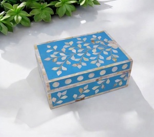 Caja de Almacenamiento de Joyas de MDF Estilo Vintage con Diseño de Incrustaciones de MOP y Resina, Decoración de Hogar Moderna, Exhibidor de Joyas con Cierre Magnético - Product Image 5