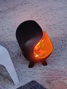 Brazier d'extérieur portable en acier au carbone noir BiggerFire, compatible charbon et bois, certifié CE - Product Image 5