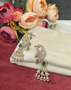 Pendientes Kundan Royal Peacock para mujer, ideales para bodas, recepciones, festivales y fiestas, joyería artificial de imitación, venta al por mayor. - Product Image 5